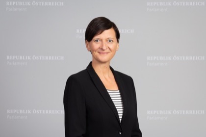 Sabine SCHATZ